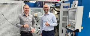 På bifogad bild från vänster: Simon Dubach, tekniker på ISELI och Martin Andersson, affärsområdeschef LSAB